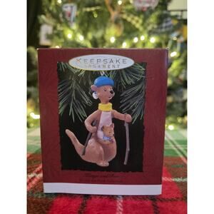 VINTAGE HALLMARK DISNEY KANGA AND ROO WINNIE THE POOH ORNAMENT 1993